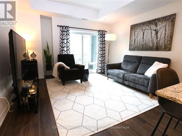 Harbourside Condos - 212 650 Gordon Street - photo 3