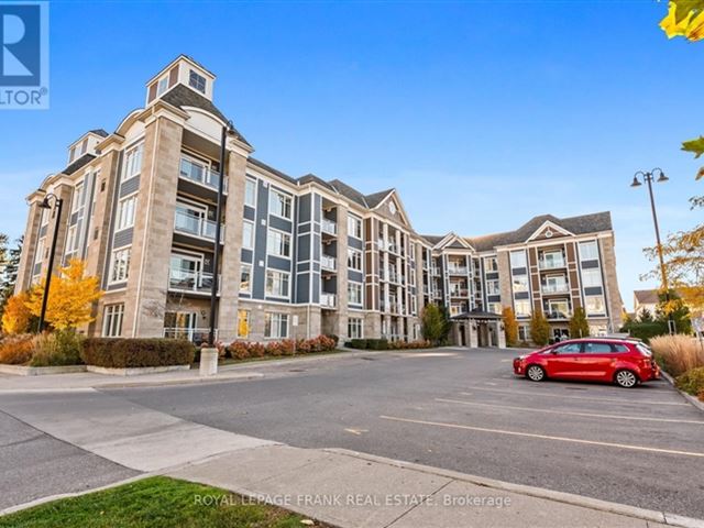 Harbourside Condos - 108 650 Gordon Street - photo 1