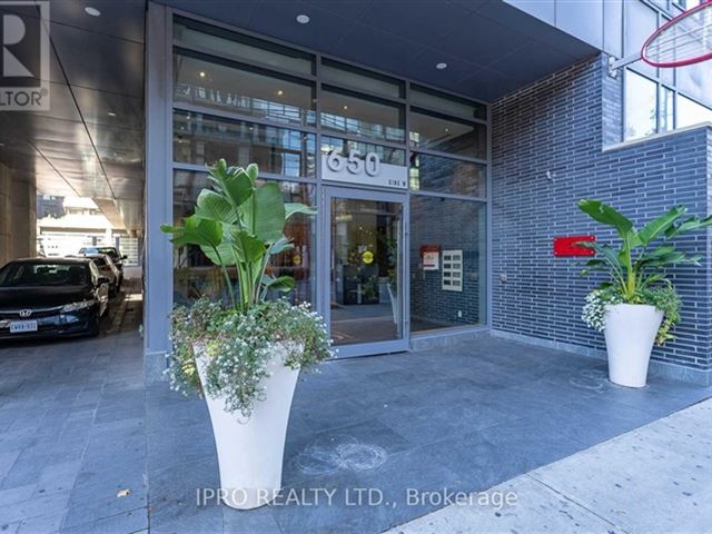 Six50 King - 507 95 Bathurst Street - photo 2