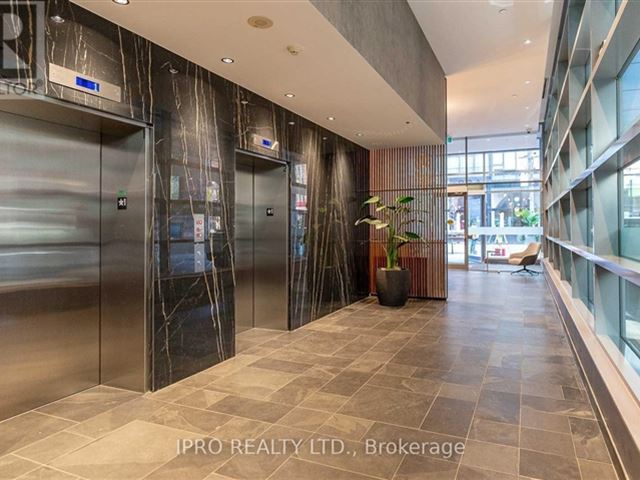 Six50 King - 507 95 Bathurst Street - photo 3