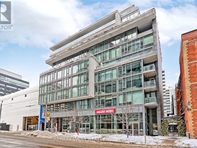 Six50 King - 409 95 Bathurst Street - photo 2