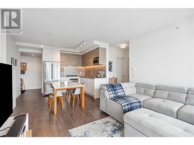 Lougheed Heights - 2504 657 Whiting Way - photo 2