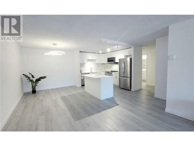 Regency Park Towers - 802 6631 Minoru Boulevard - photo 1