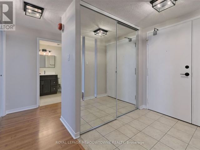 Hallmark Place - 807 6720 Glen Erin Drive - photo 3