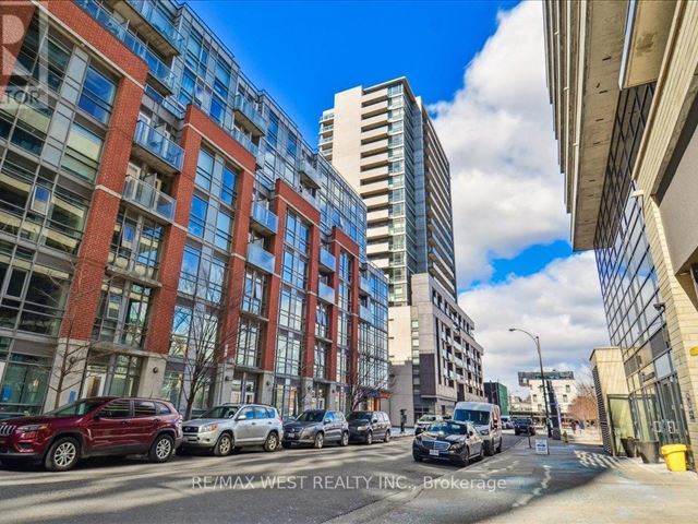 Epic on Triangle Park - 1502 68 Abell Street - photo 1