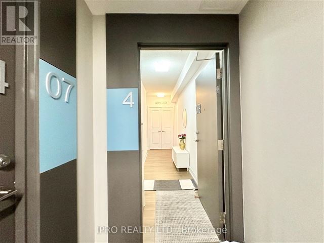 Life Condos - 408 68 Merton Street - photo 1