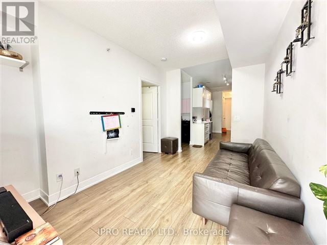 Life Condos - 408 68 Merton Street - photo 2