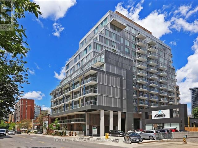 Life Condos - 1102 68 Merton Street - photo 1