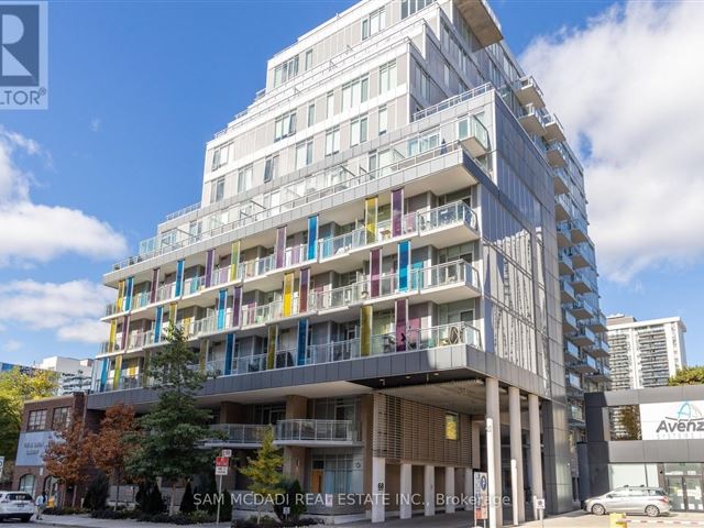 Life Condos - 1107 68 Merton Street - photo 1