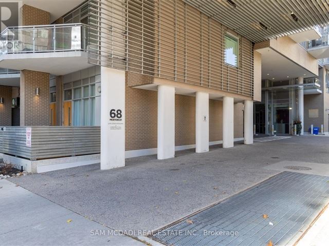 Life Condos - 1107 68 Merton Street - photo 2