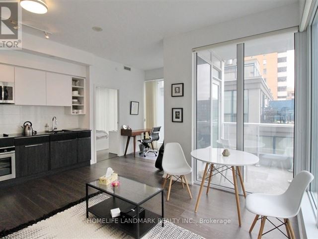 Core Condos - 910 68 Shuter Street - photo 1