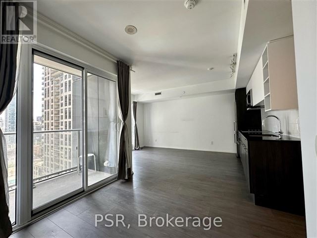 Core Condos - 1603 68 Shuter Street - photo 2