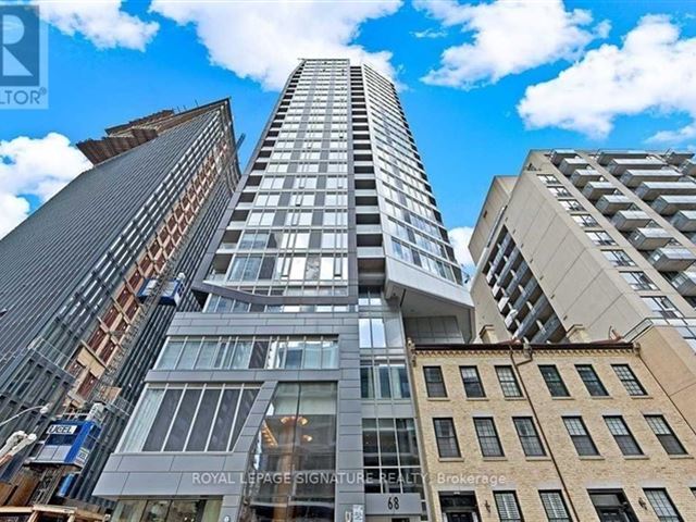 Core Condos - 1601 68 Shuter Street - photo 1