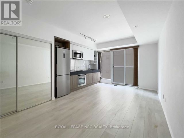 Core Condos - 711 68 Shuter Street - photo 3