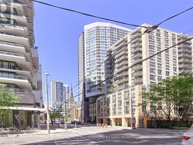 Core Condos - 1903 68 Shuter Street - photo 3