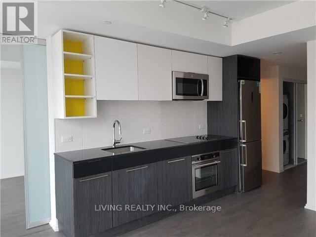 Core Condos - 1709 68 Shuter Street - photo 2