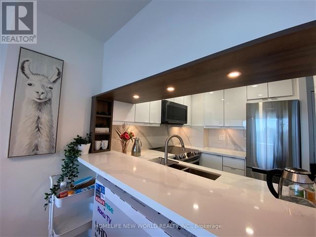 Vogue Condominiums - 1109 7 Bishop Avenue - photo 3