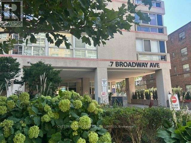 Broadway Plaza - 311 7 Broadway Avenue - photo 2