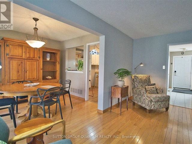 7 Davidson Condos - 6 7 Davidson Boulevard - photo 3