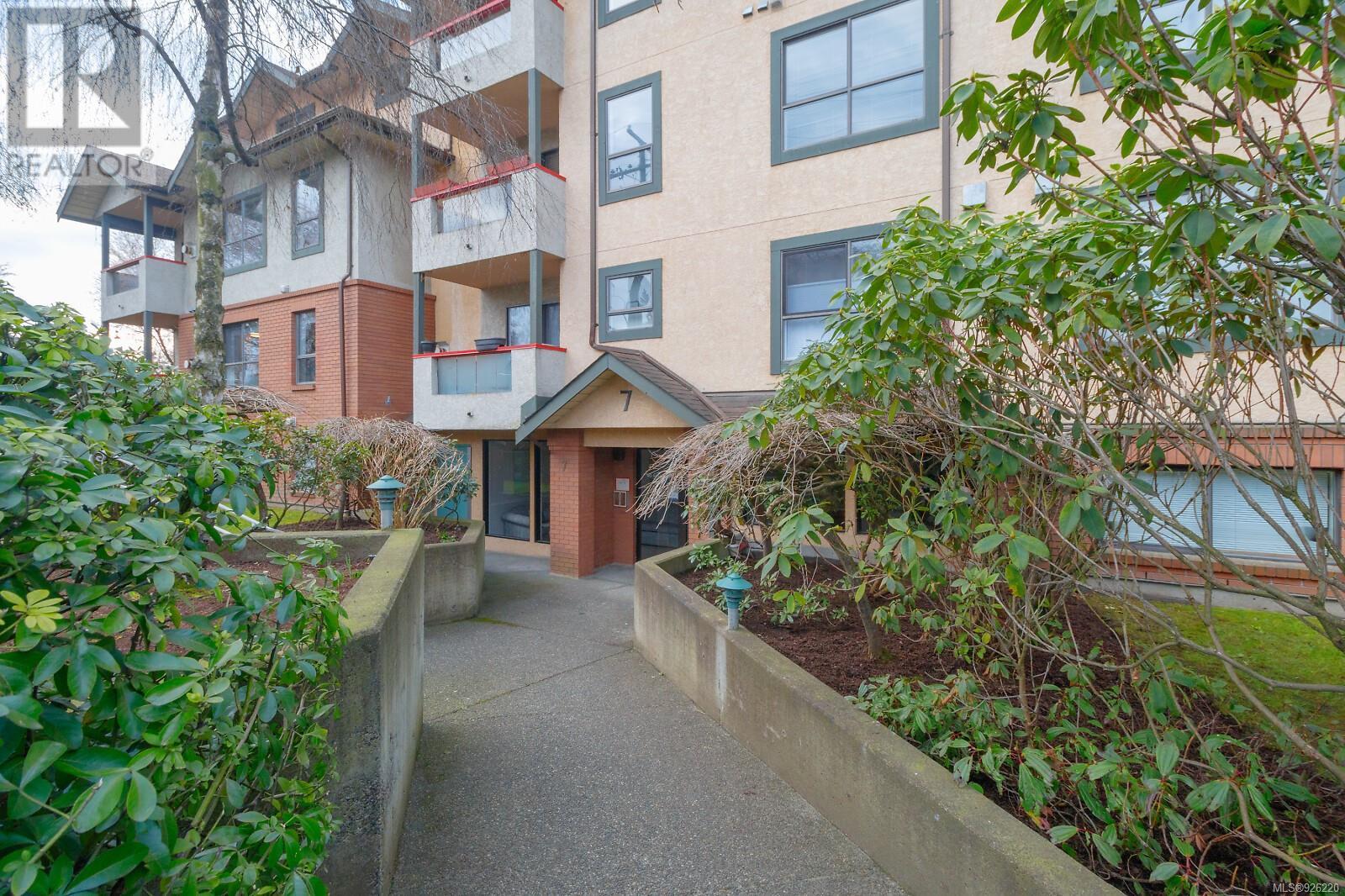 7 Gorge Road West, Unit 301, Saanich — For sale @ $409,000 | CondoDork.com