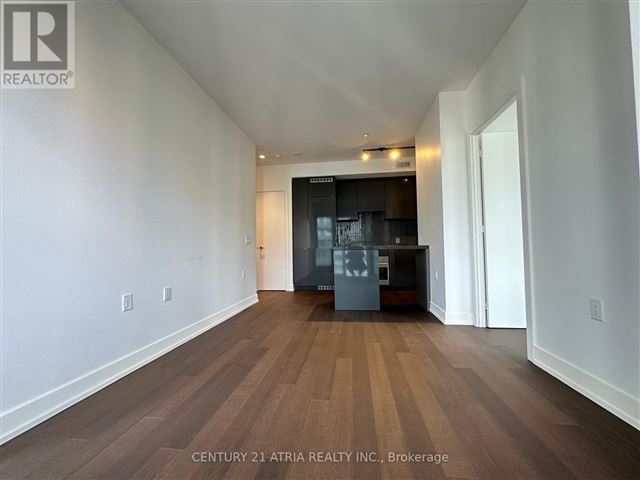 YC Condos - Yonge and College - 2803 7 Grenville Street - photo 3