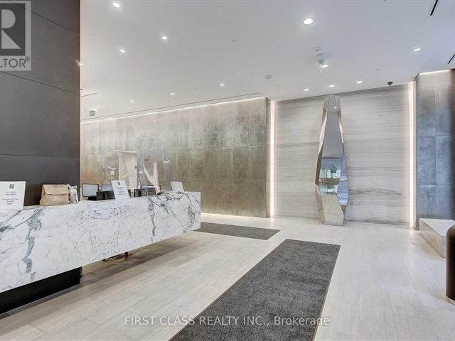 YC Condos - Yonge and College - 3009 7 Grenville Street - photo 3