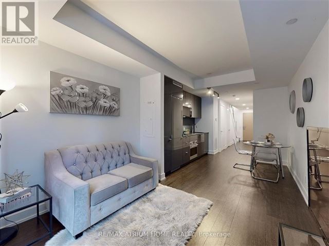 YC Condos - Yonge and College - 508 7 Grenville Street - photo 1