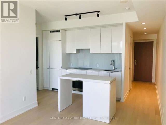 YC Condos - Yonge and College - 2512 7 Grenville Street - photo 2