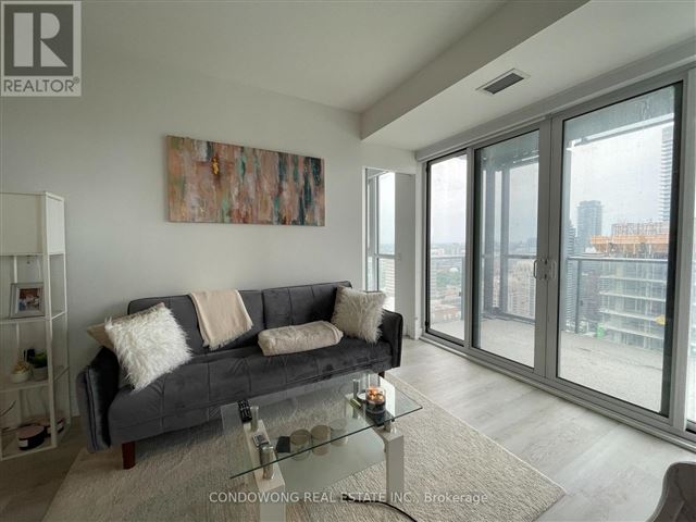 YC Condos - Yonge and College - 4205 7 Grenville Street - photo 2