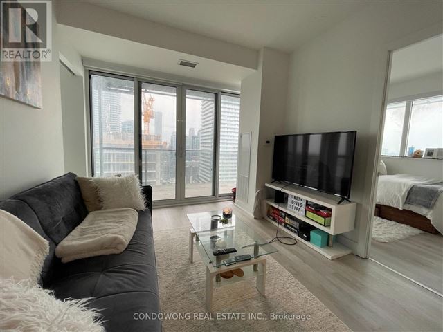 YC Condos - Yonge and College - 4205 7 Grenville Street - photo 3