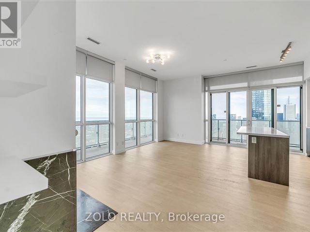 YC Condos - Yonge and College - 6310 7 Grenville Street - photo 2