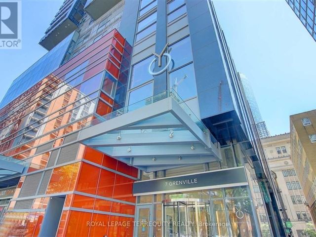 YC Condos - Yonge and College - 3409 7 Grenville Street - photo 1