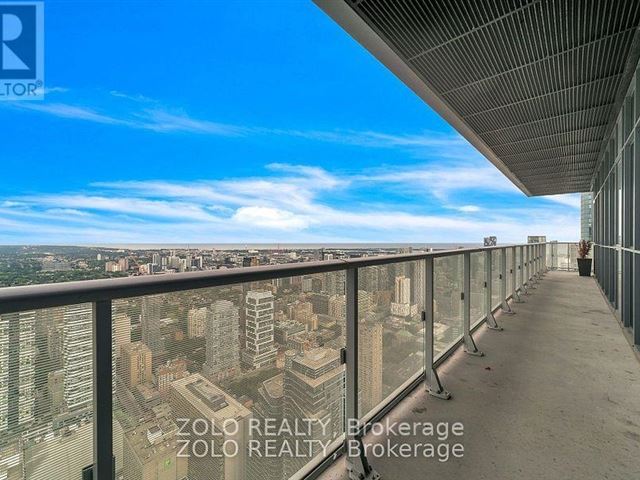 YC Condos - Yonge and College - 6310 7 Grenville Street - photo 2