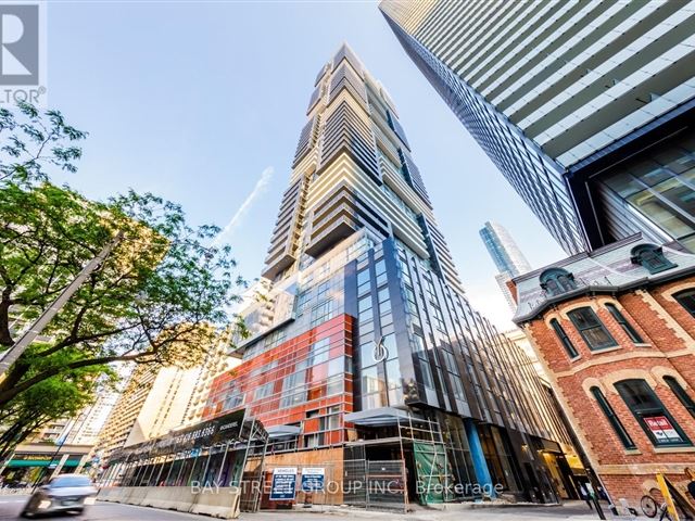 YC Condos - Yonge and College - 4807 7 Grenville Street - photo 1