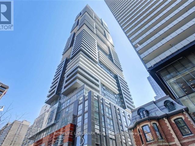 YC Condos - Yonge and College - 5805 7 Grenville Street - photo 1