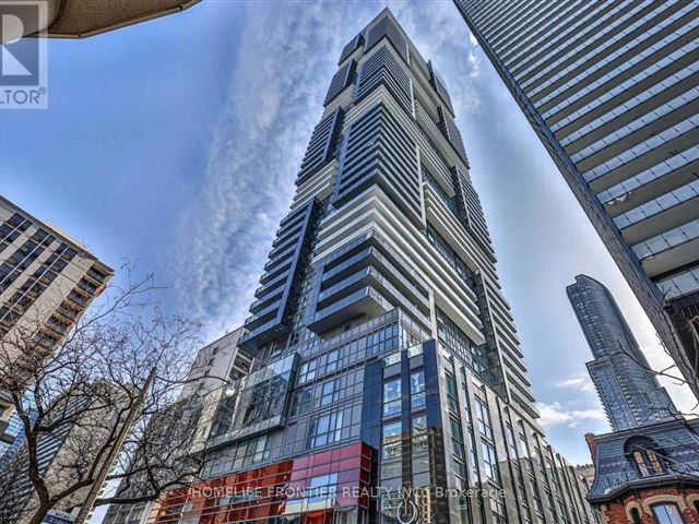 YC Condos - Yonge and College - 5210 7 Grenville Street - photo 1