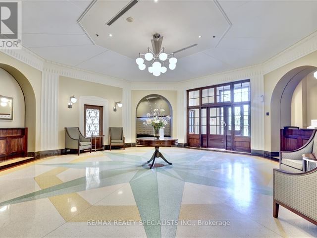 High Park Condominiums - 1401 70 High Park Avenue - photo 3