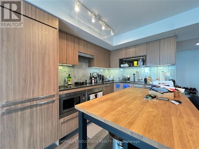 Newton Condos - 1815 80 Queens Wharf Road - photo 3