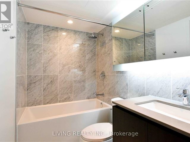 Newton Condos - 2607 80 Queens Wharf Road - photo 3