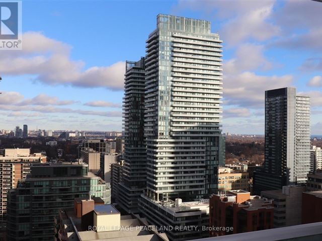 The Republic South Tower - 2022 70 Roehampton Avenue - photo 1