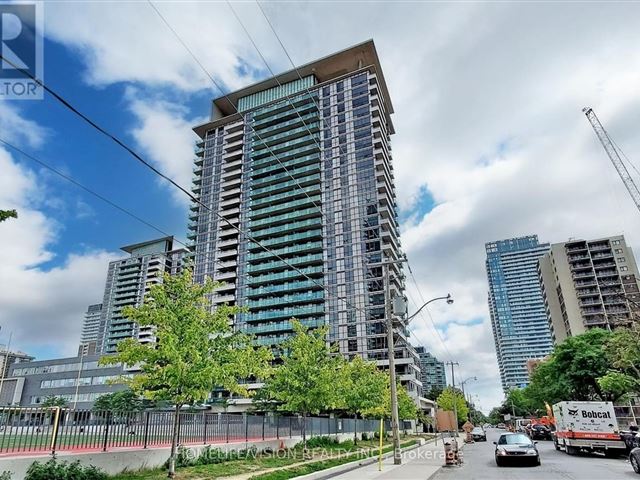 The Republic South Tower - 2620 70 Roehampton Avenue - photo 1