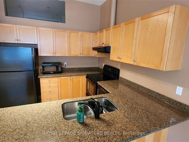 Westside Lofts - 601 700 King Street West - photo 2