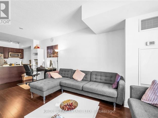 Portrait Condos - 209 701 Sheppard Avenue West - photo 3