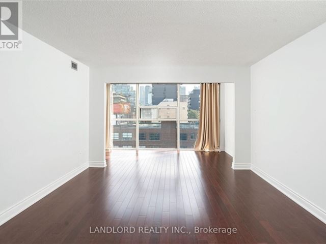 The Summit 2 - 603 705 King Street West - photo 2