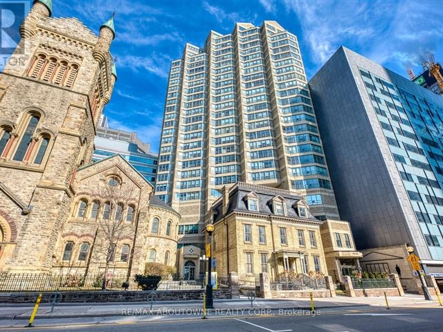 Symphony Place - 701 71 Simcoe Street - photo 1