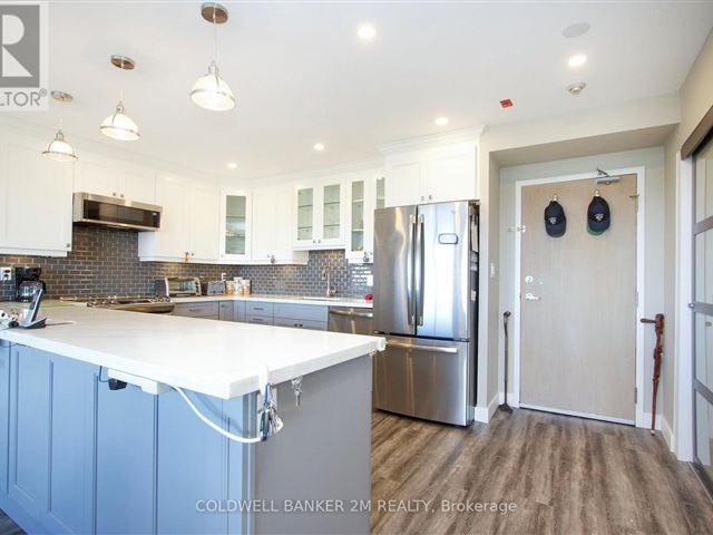 The Waldorf - 1209 711 Rossland Road East - photo 3