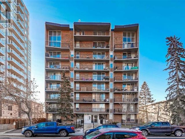 715 15 AVE SW - 101 715 15 Avenue Southwest - photo 1