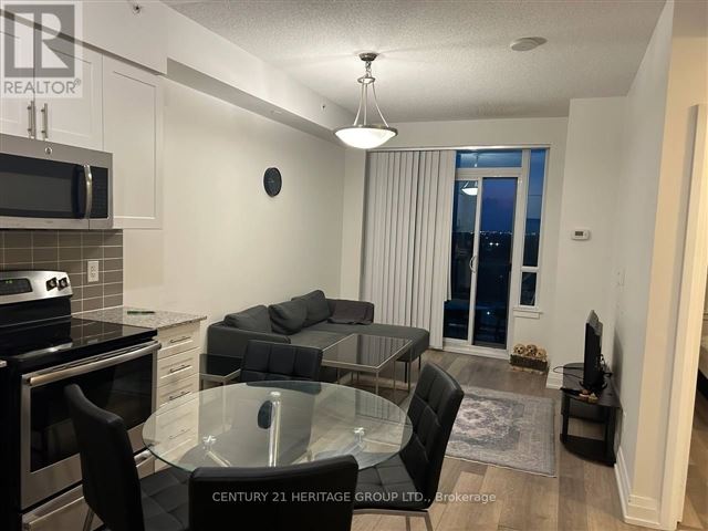 Parkside Tower - 1711 7165 Yonge Street - photo 2