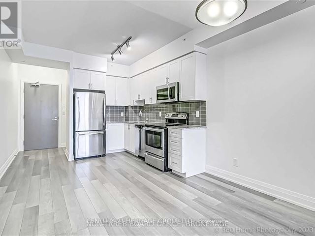 Parkside Tower - 1711 7165 Yonge Street - photo 3