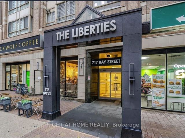 The Liberties I & 2 - 1111 711 Bay Street - photo 2